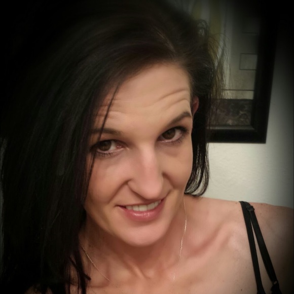 Meet your Posher, Stacy - Picture 1 of 1